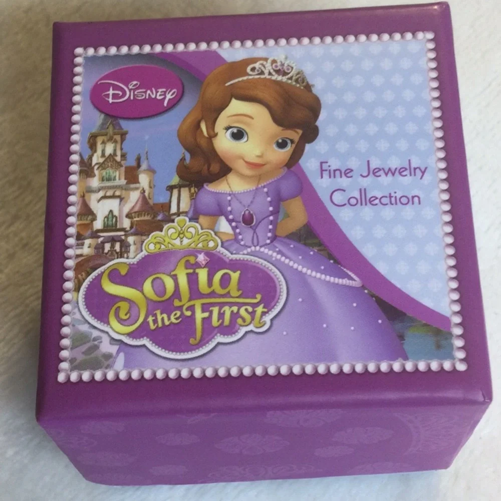 Disney Sophia’s Castle ” Fine Silver Plated Pendant & Necklace